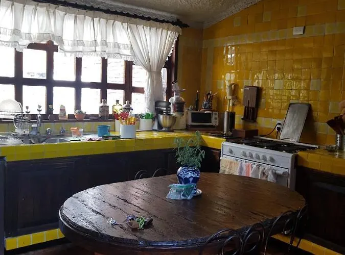 Cerca Del Colmex, Flacso Y U Pedagogica Homestay